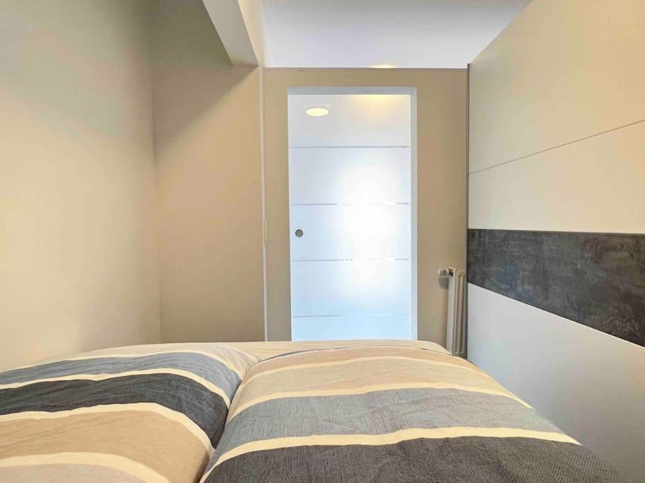 Апартаменти Beste Lage - Altstadt City Dusseldorf - 1,5 Zimmer Екстер'єр фото